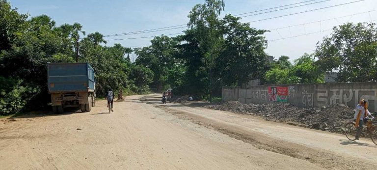 शंकरपुर में जर्जर सड़क की कठिनाई दूर करने के लिए होगी पीसीसी ढलाई