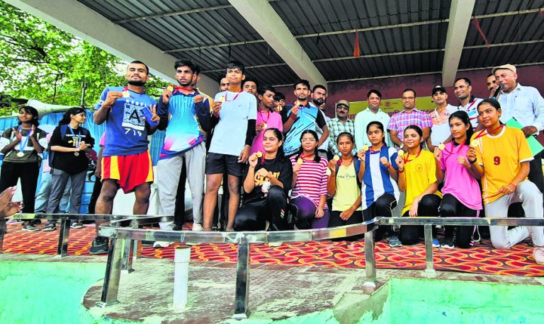 विद्यालय खेल प्रतियोगिताओं में छात्र-छात्राओं ने दिखायी प्रतिभा