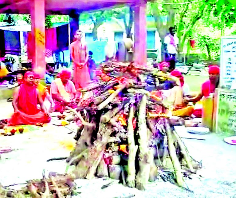 आस्था : श्यामारूपा मंदिर में हुआ कौशिकी अमावस्या पर हवन-यज्ञ