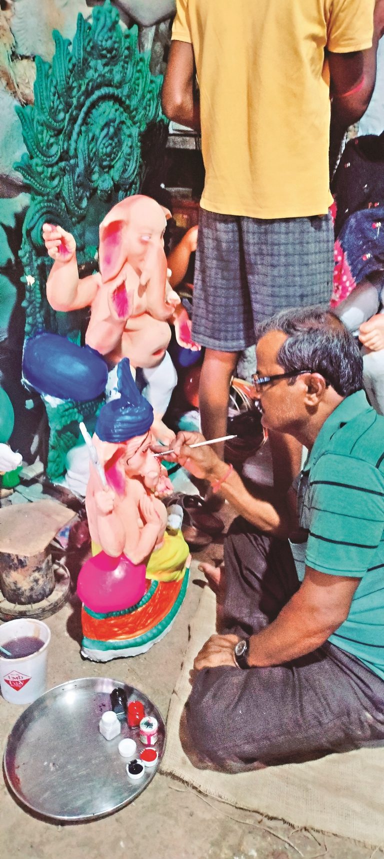 Ranchi News : गणेशोत्सव के रंग में रंगी राजधानी, तैयारी जोरों पर