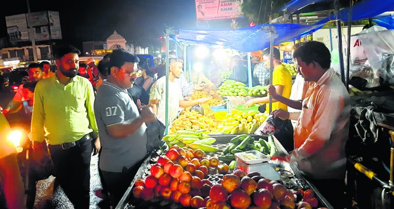 निर्जला व्रत रख सुहागिन करेंगी अखंड सौभाग्य की कामना
