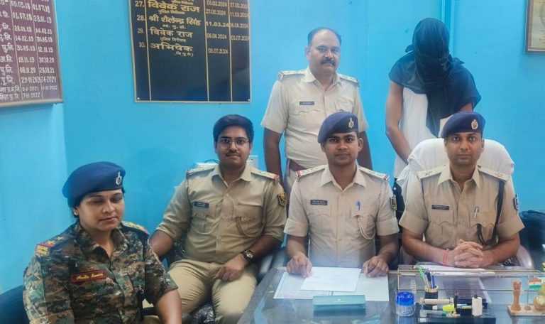ई-रिक्शा लूट कांड में शामिल लूटेरा नासिर गिरफ्तार