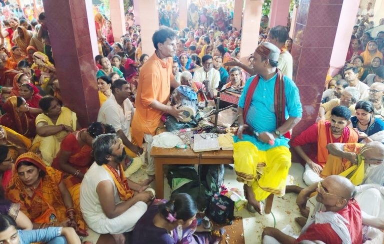 Darbhanga News: कंगन लेबो हे लाली के बधाई…