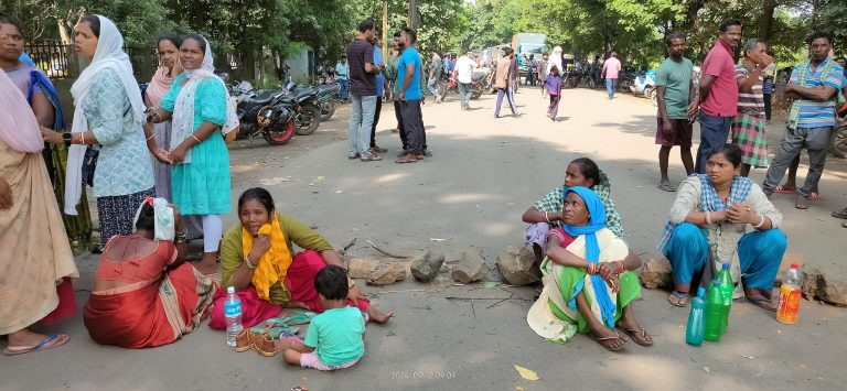 Rourkela News: ट्रेलर की चपेट में आने से कार चालक की मौत, साथी गंभीर