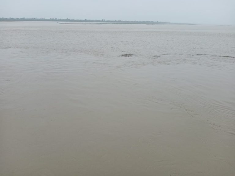 The River Ganges गंगा नदी खतरे के निशान से ऊपर