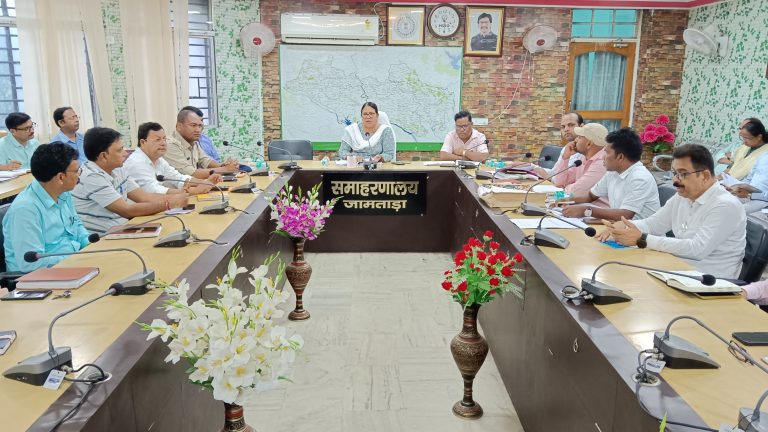 जिले में 21 व 22 को 17 केंद्रों पर होगी झारखंड सामान्य स्नातक योग्यताधारी परीक्षा : डीसी