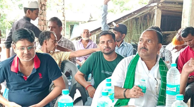 ग्रामीणों ने की समस्याओं के समाधान की मांग