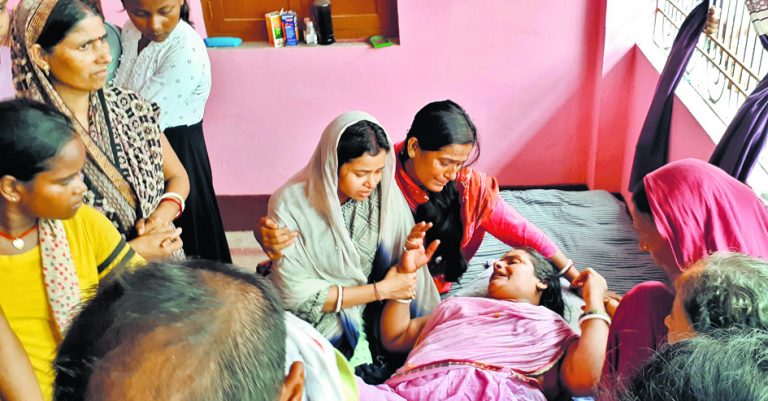 HAJIPUR NEWS : मोबाइल पर सॉरी मम्मी-पापा का मैसेज कर एमबीए के छात्र ने कर ली खुदकुशी
