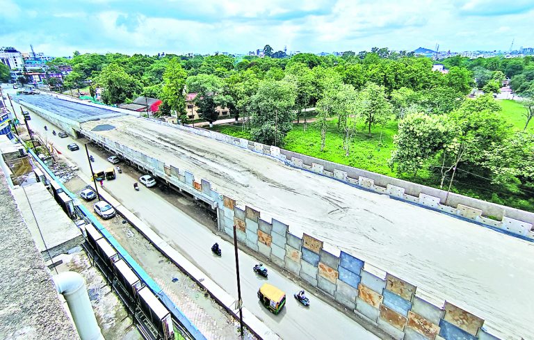 Ranchi news : हर हाल में 30 सितंबर तक पूरा करें कांटाटोली फ्लाइओवर का निर्माण : सचिव
