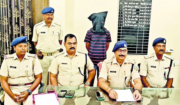 DHANBAD NEWS : प्रेमी ने शादी से इनकार किया, तो गोविंदपुर की पार्वती ने कर ली आत्महत्या