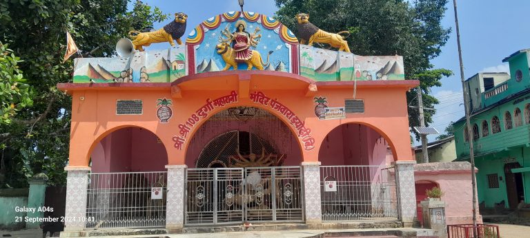 3 अक्टूबर से शारदीय नवरात्र, पंडाल और प्रतिमाओं को अंतिम रूप दे रहे हैं कलाकार