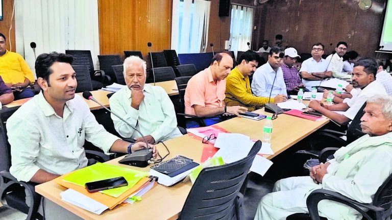 Gopalganj News  : विधासनसभा चुनाव के लिए सात मतदान केंद्र बढ़े, 57 भवनों में होंगे दो-दो केंद्र
