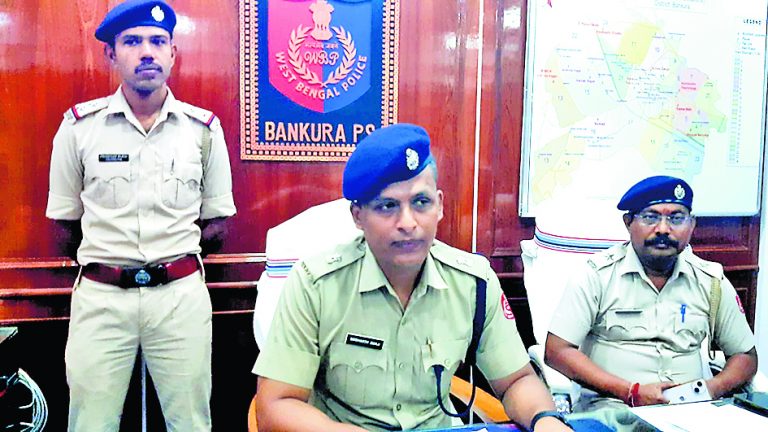 बांकुड़ा से रहस्यमय ढंग से गायब दो किशोरियां नासिक से की गयीं बरामद