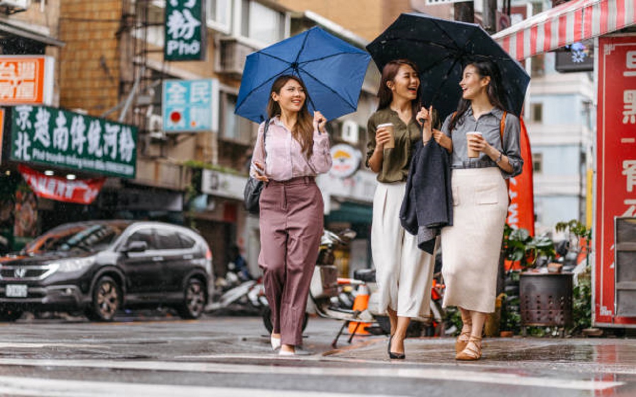 Monsoon Fashion