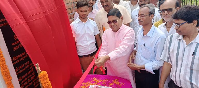 Jamui News : चार करोड़ 13 लाख की लागत से सेंटर फॉर एक्सीलेंस होगा निर्माण, पूर्व मंत्री ने किया शिलान्यास