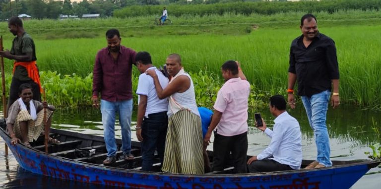पप्पू यादव ने बाढ़ पीड़ितों के लिए की नाव की व्यवस्था