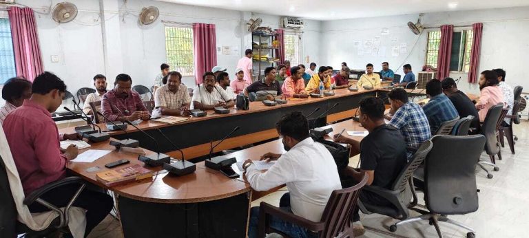 पूजा में इको फ्रेंडली मूर्ति व पत्ते के दोना का करें इस्तेमाल