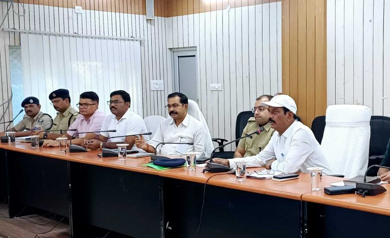 दुर्गा पूजा में खलल डालने वाले जाएंगे जेल, ड्रोन से नजर रखेगी पुलिस
