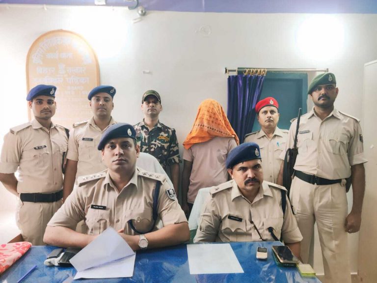फोन कर एक लाख   रंगदारी मांगने के मामले में दो गिरफ्तार