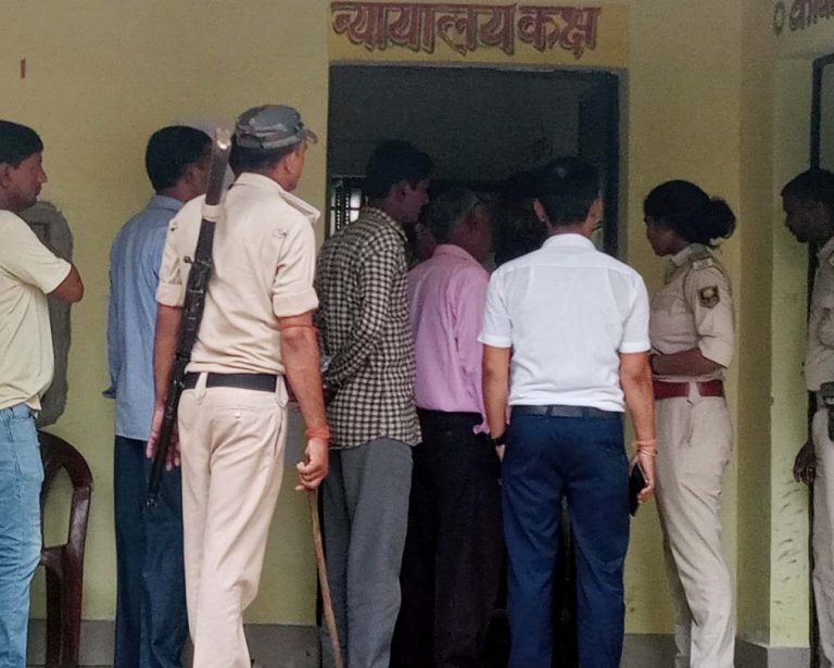 हरदा ग्राम कचहरी का ताला तोड़कर चोरी