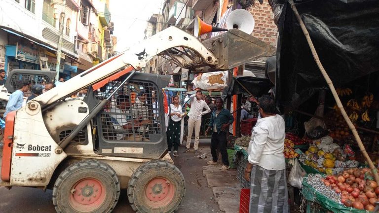 Jamui News : कचहरी से बाजार तक हटाया गया अतिक्रमण