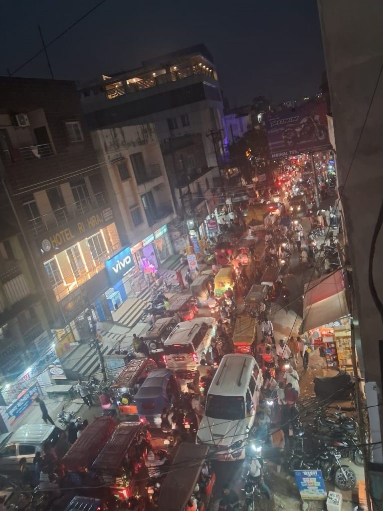 Samastipur News: शहर में चौतरफा जाम, ट्रैफिक व्यवस्था चरमराई