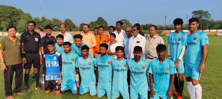स्पोर्टिंग क्लब फुल्का ने खरहट की टीम को 2-0 से हराया