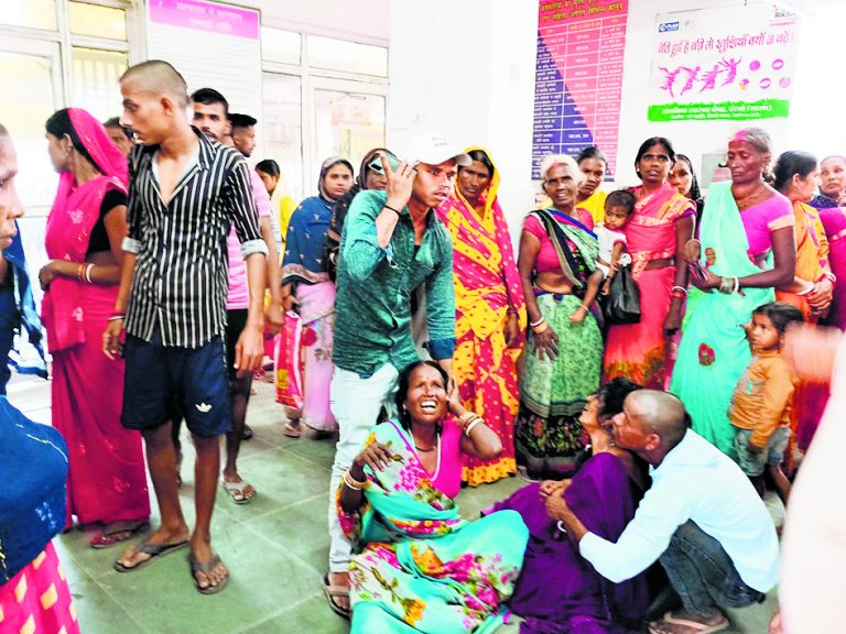 Chhapra News : सड़क दुर्घटना में एक की मौत, तीन घायल