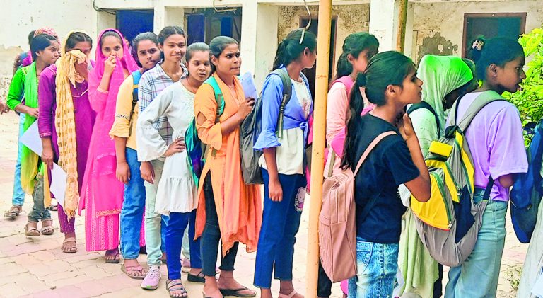 Chhapra News : नवंबर में भरे जायेंगे स्नातक पार्ट टू के दो सत्रों के परीक्षा फाॅर्म