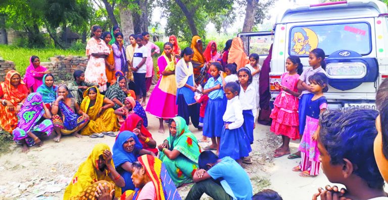 Chhapra News : सड़क दुर्घटना में महिला की मौत