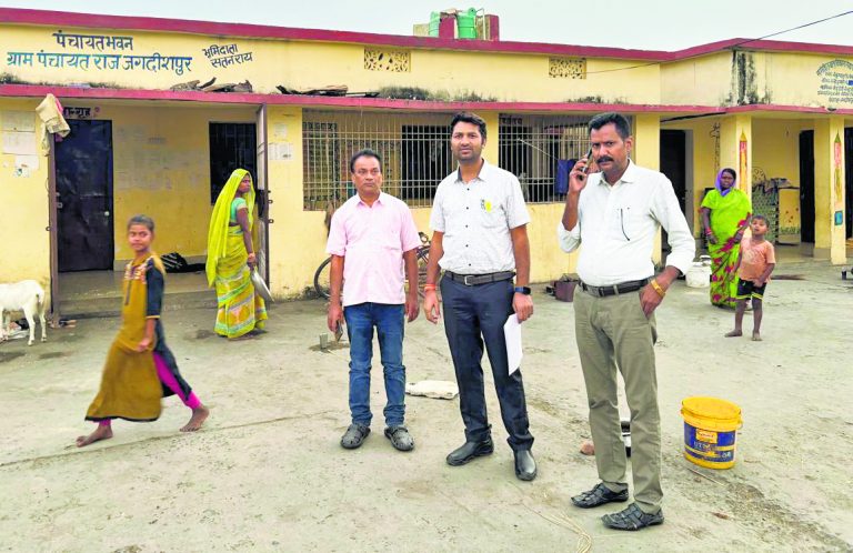 Gopalganj News  : जिले में पहले चरण में होने वाले चुनाव की तैयारियां जोरों पर