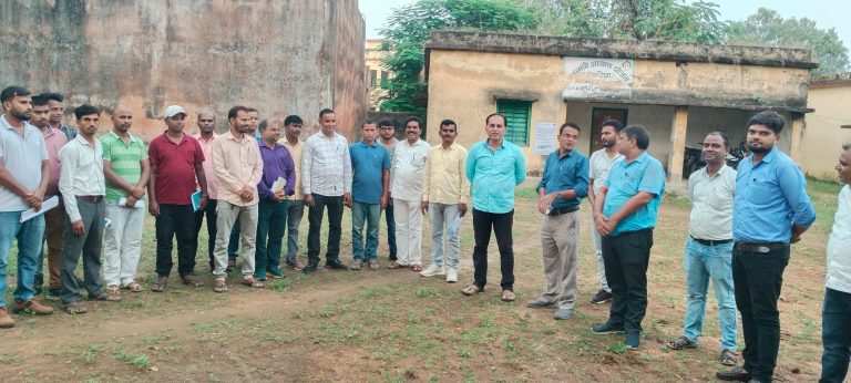 पर्यवेक्षकों को छठ घाटों की साफ-सफाई करने का निर्देश