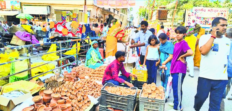 Gopalganj News  : हवा को भी है दीये की दरकार, दीपावली पर जलाएं दीया, हवाओं की भी सुधरेगी सेहत