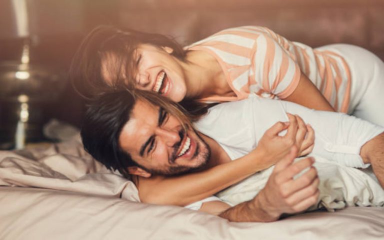 Relationship Tips : पार्टनर के साथ हर दिन लगेगा खास फॉलो कर लें ये 5 टिप्स