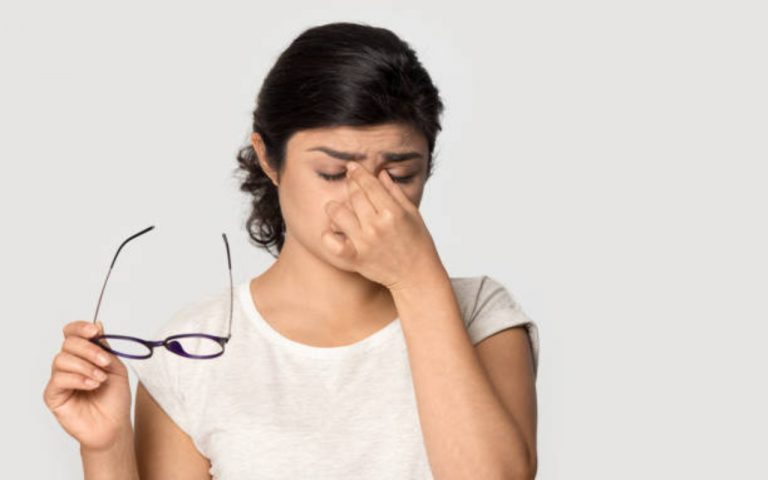 Eyesight : किन गलतियों की वजह से छिन जाती है आंखों की रोशनी? हो जाएं सतर्क