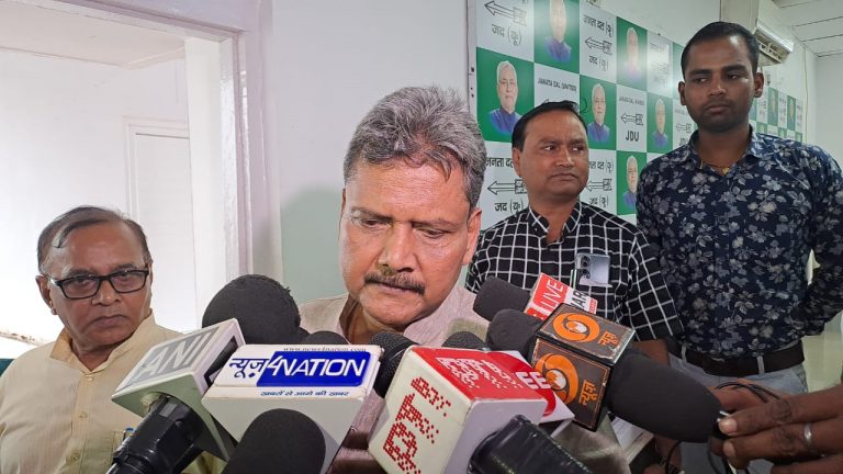 Bihar Teacher News: शिक्षा मंत्री ने विधान परिषद में के.के पाठक के आदेश को बदला, कहा अब ऐसा नहीं होगा