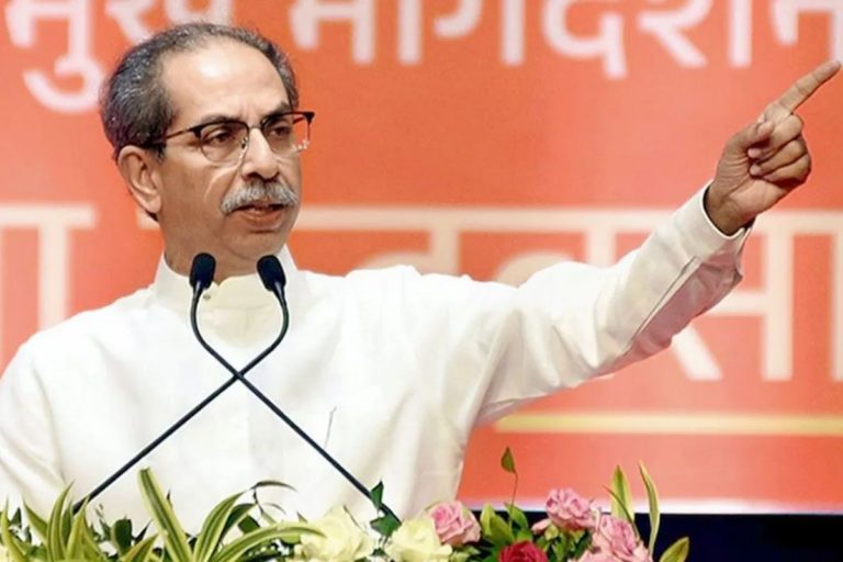 मातोश्री से घोषणापत्र जारी करने के लिए BJP ने उद्धव ठाकरे पर साधा निशाना