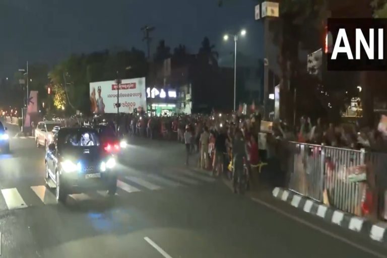 PM Modi Odisha Visit: पीएम मोदी का मेगा रोड शो, कहा- ‘सत्ता पर अधिकार समझने वाले निकाल रहे हार का गुस्सा’