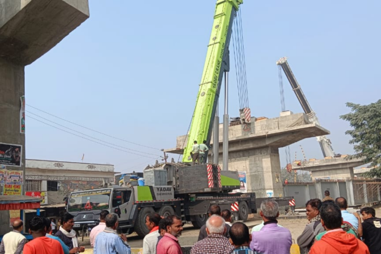 Bagaha News: गार्डन लॉन्चिंग को लेकर एनएच 727 एक सप्ताह के लिए डायवर्ट, यात्रियों की बढ़ी परेशानी