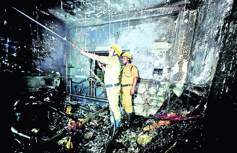 विधायक को कार से खींच कर किया हमला, आरोप पार्टी कार्यकर्ताओं पर ही