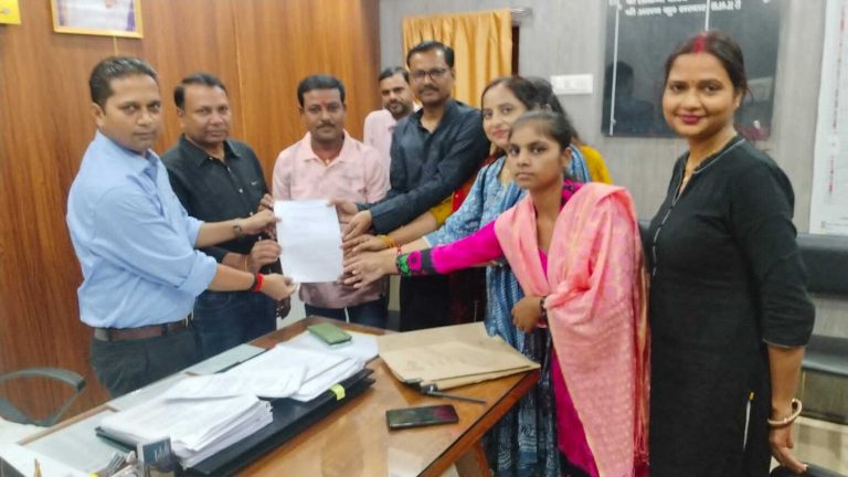 सामुदायिक स्वास्थ्य केंद्र में रोगी कल्याण समिति की बैठक