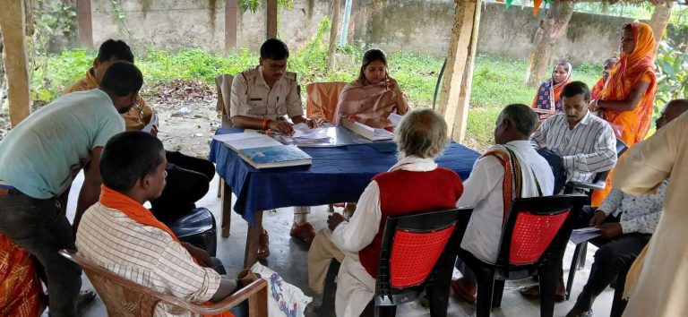 जनता दरबार में तीन मामलों का निष्पादन