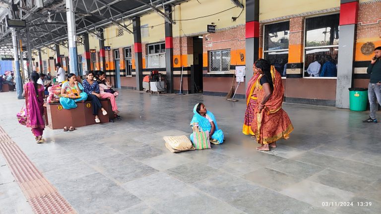 भागलपुर से रवाना होने वाली ट्रेनों को लेट परिचालन के कारण किया गया रीशेड्यूल