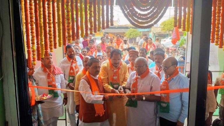 BOKARO NEWS : चुनाव प्रचार अभियान पकड़ने लगा जोर