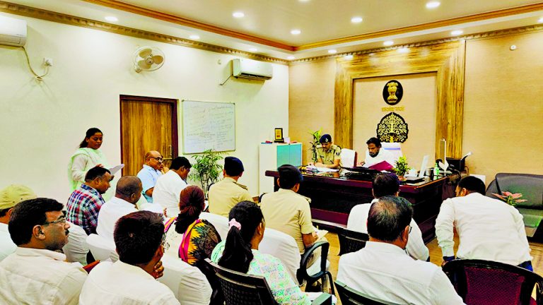 hajipur news. कार्तिक पूर्णिमा गंगा स्नान मेले की तैयारी में जुटा जिला प्रशासन