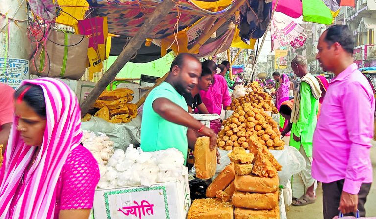 saran News:छपरा मीठा मंडी में कभी यूपी, झारखंड व पटना से आते थे व्यापारी
