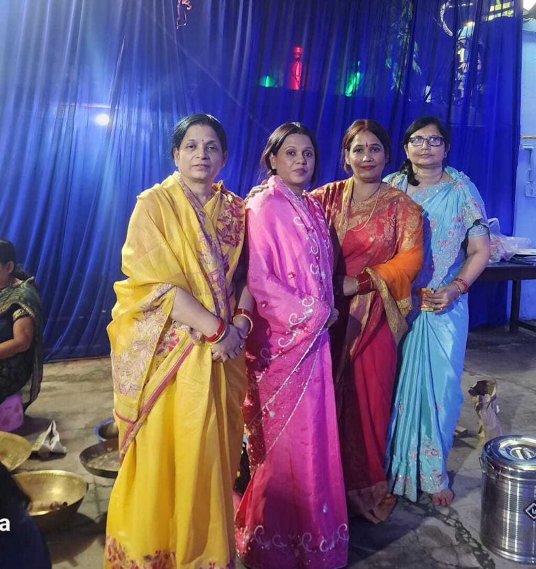 Giridih News : यूएसए से छठ व्रत करने भारत आती हैं मधु सिंह