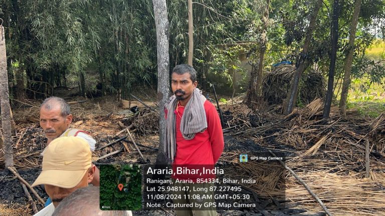 आग से तीन घर जले, लाखों की क्षति