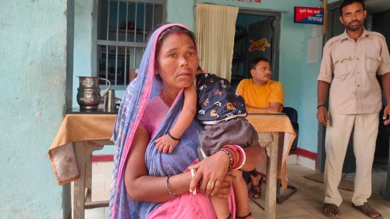 महिला ने सौतेले पुत्र पर लगाया मारपीट का आरोप