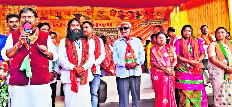 Ranchi news : भाजपा ने झारखंड बनाया, झामुमो ने कभी आदिवासियों के लिए नहीं सोचा : चंपाई सोरेन